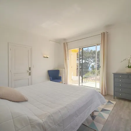 Vila Frgk Moure Rouge Palm Cannes