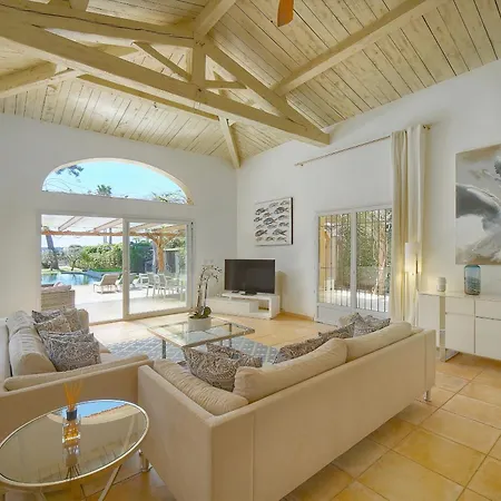 Vila Frgk Moure Rouge Palm